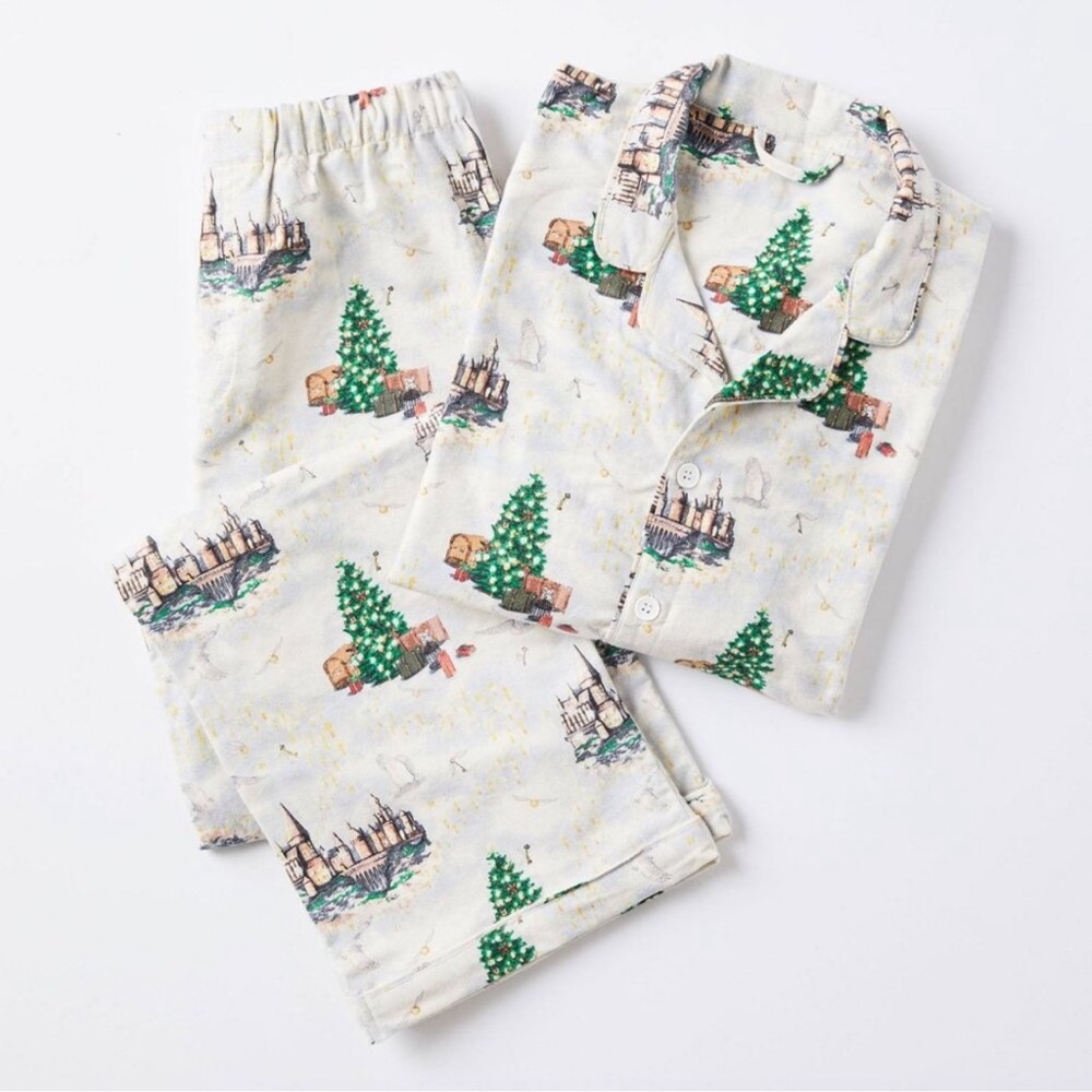 Pottery Barn Harry Potter Hogwarts Christmas Flannel Pajama Shirt ONLY Small